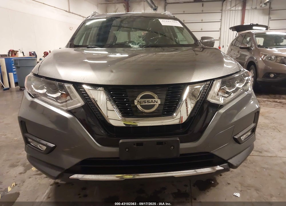 2017 NISSAN ROGUE SL VIN: 5N1AT2MV3HC747479