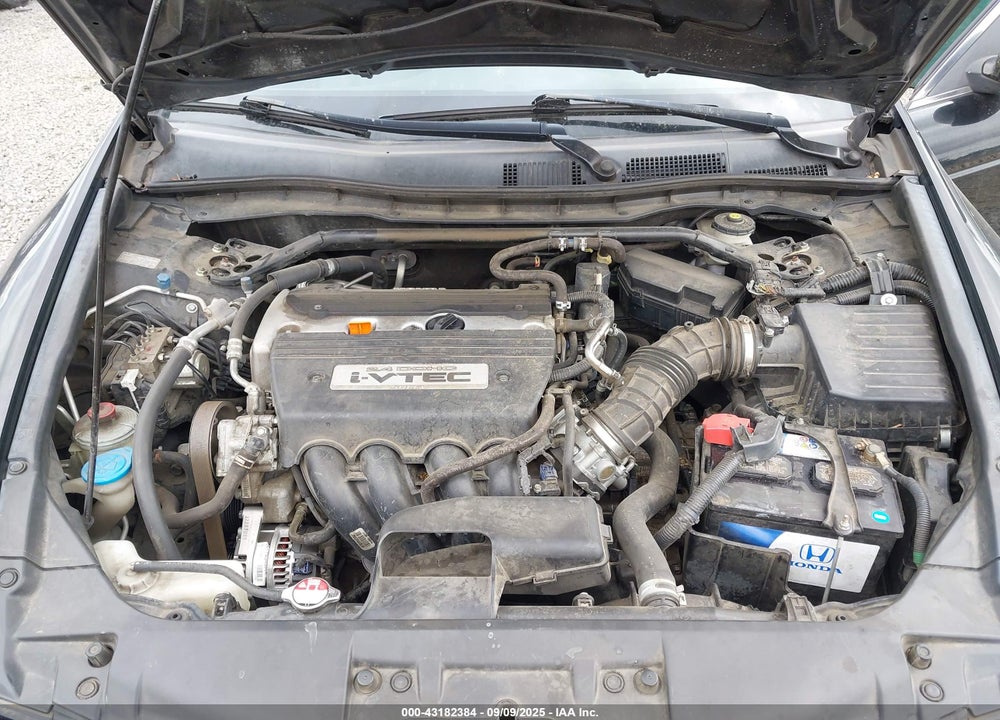 2009 HONDA ACCORD 2.4 EX VIN: 1HGCP26769A163513