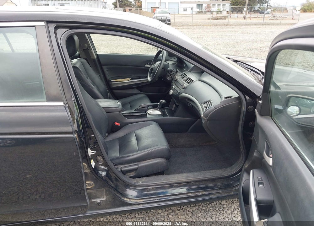 2009 HONDA ACCORD 2.4 EX VIN: 1HGCP26769A163513
