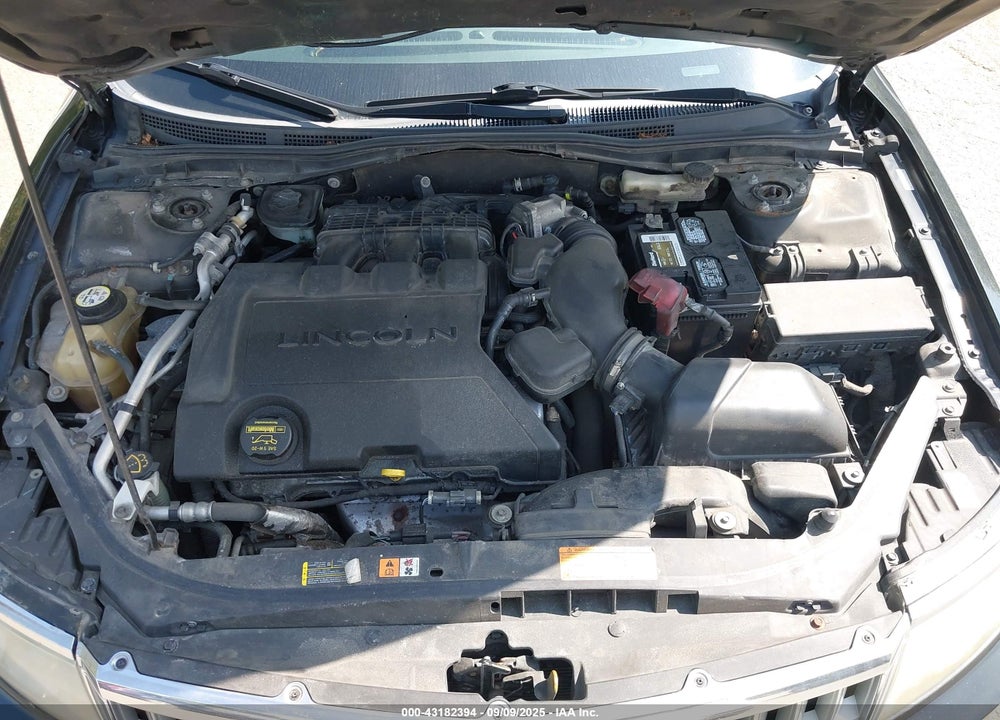 2009 LINCOLN MKZ VIN: 3LNHM28T49R621073