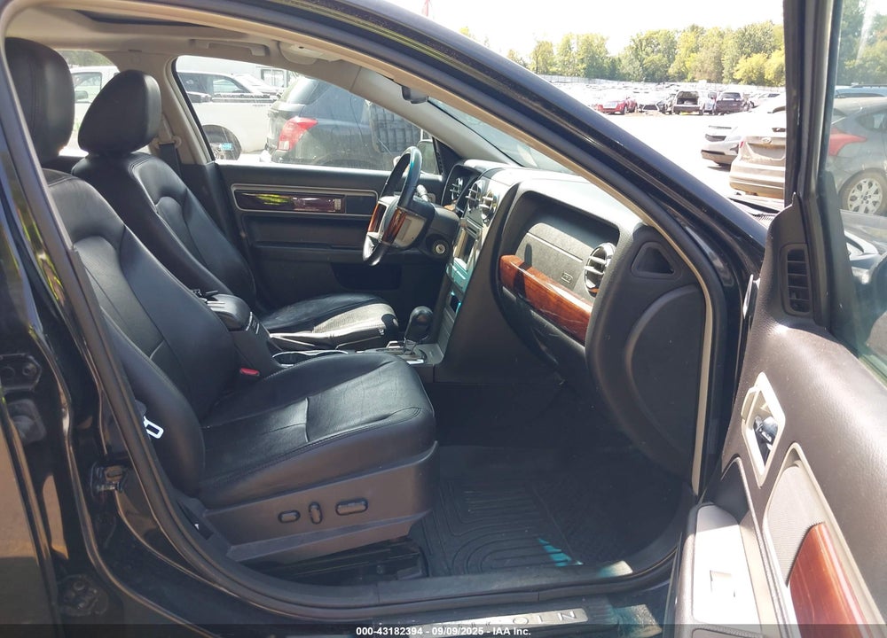 2009 LINCOLN MKZ VIN: 3LNHM28T49R621073
