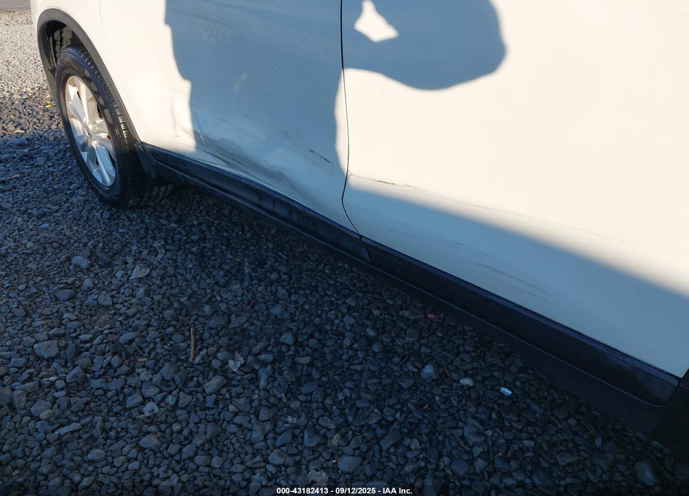 2014 NISSAN ROGUE VIN: 5N1AT2MV7EC826939