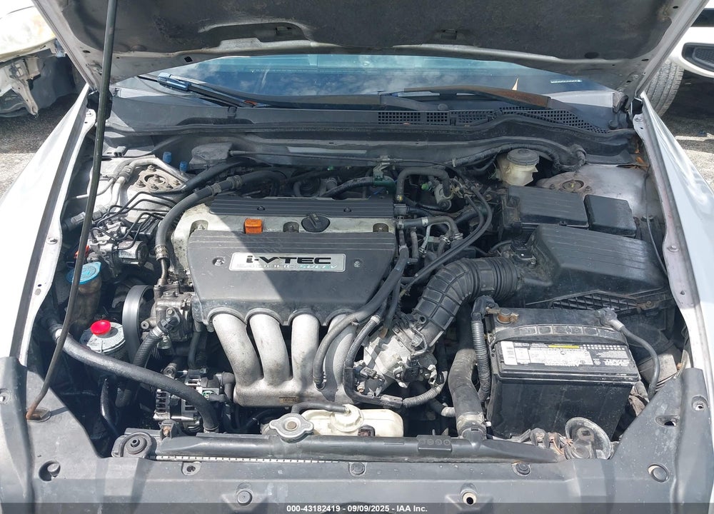 2004 HONDA ACCORD 2.4 EX VIN: 1HGCM56744A012303