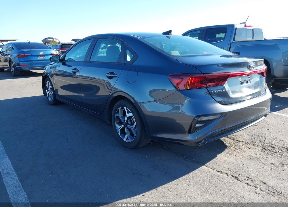 2021 KIA FORTE VIN: 3KPF24AD6ME401272