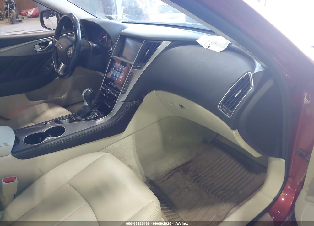 2014 INFINITI Q50 VIN: JN1BV7AR2EM692944