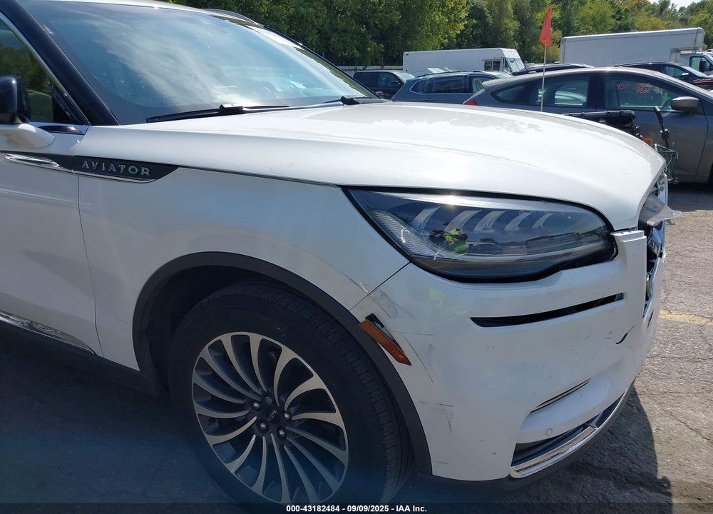 2023 LINCOLN AVIATOR VIN: 5LM5J6XC4PGL02181