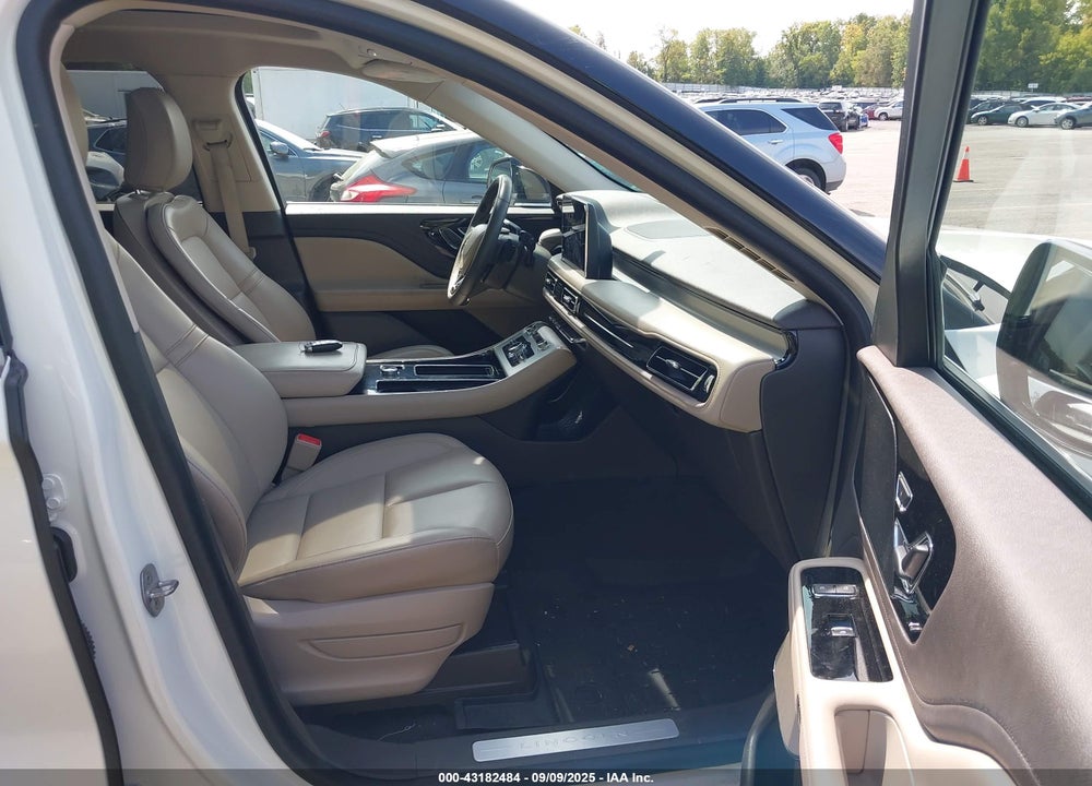 2023 LINCOLN AVIATOR VIN: 5LM5J6XC4PGL02181