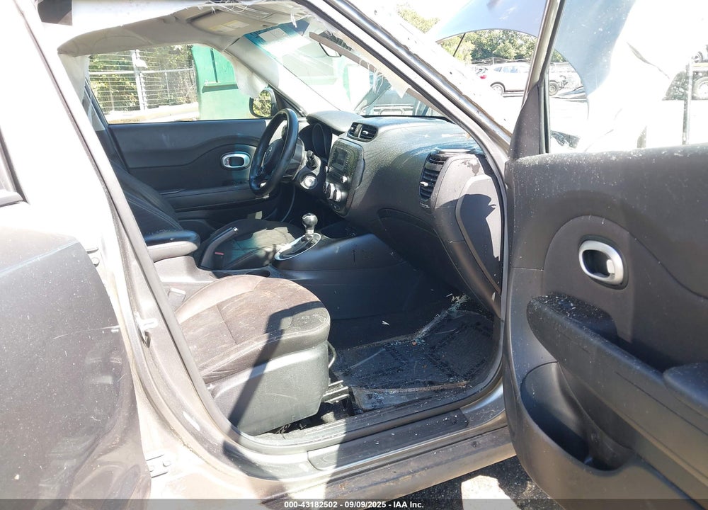 2015 KIA SOUL VIN: KNDJN2A2XF7208114