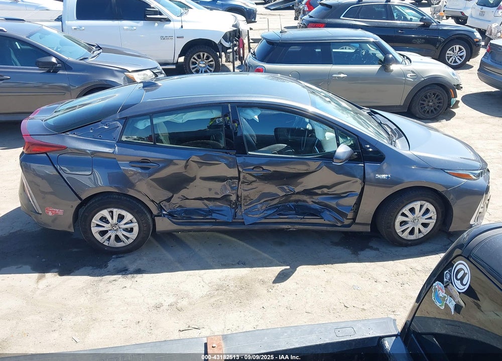 2018 TOYOTA PRIUS PRIME VIN: JTDKARFP0J3086490