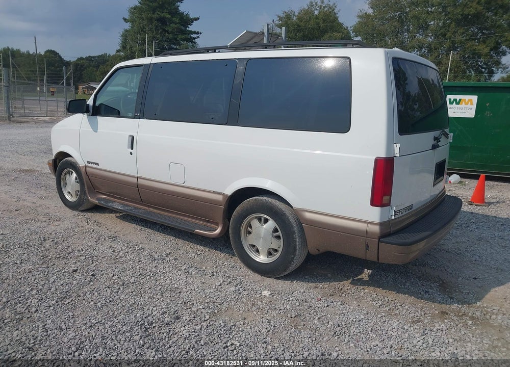 2000 GMC SAFARI SL VIN: 1GKDM19W3YB500578