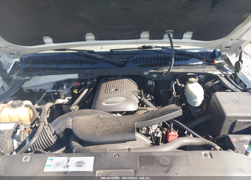 2004 CHEVROLET SUBURBAN 1500 LS VIN: 3GNEC16Z34G339045