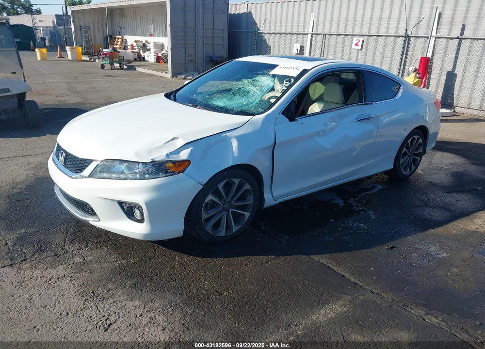 2013 HONDA ACCORD EX-L V-6 VIN: 1HGCT2B85DA009085