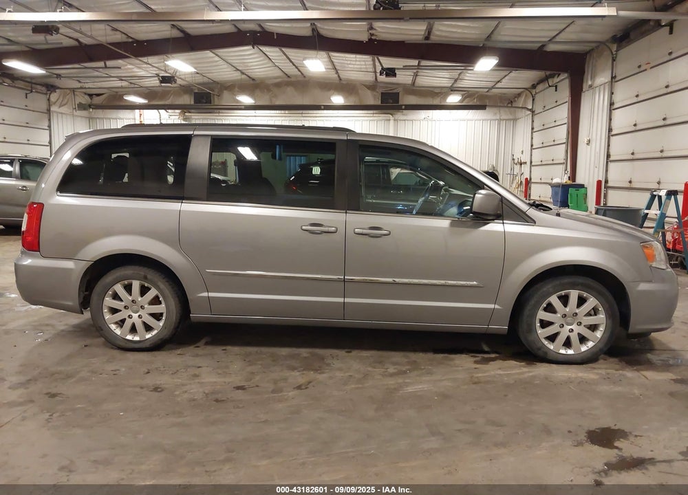 2015 CHRYSLER TOWN & COUNTRY TOURING VIN: 2C4RC1BG5FR552915