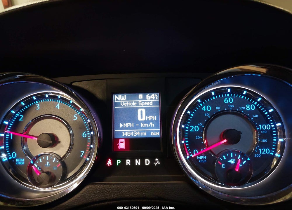 2015 CHRYSLER TOWN & COUNTRY TOURING VIN: 2C4RC1BG5FR552915