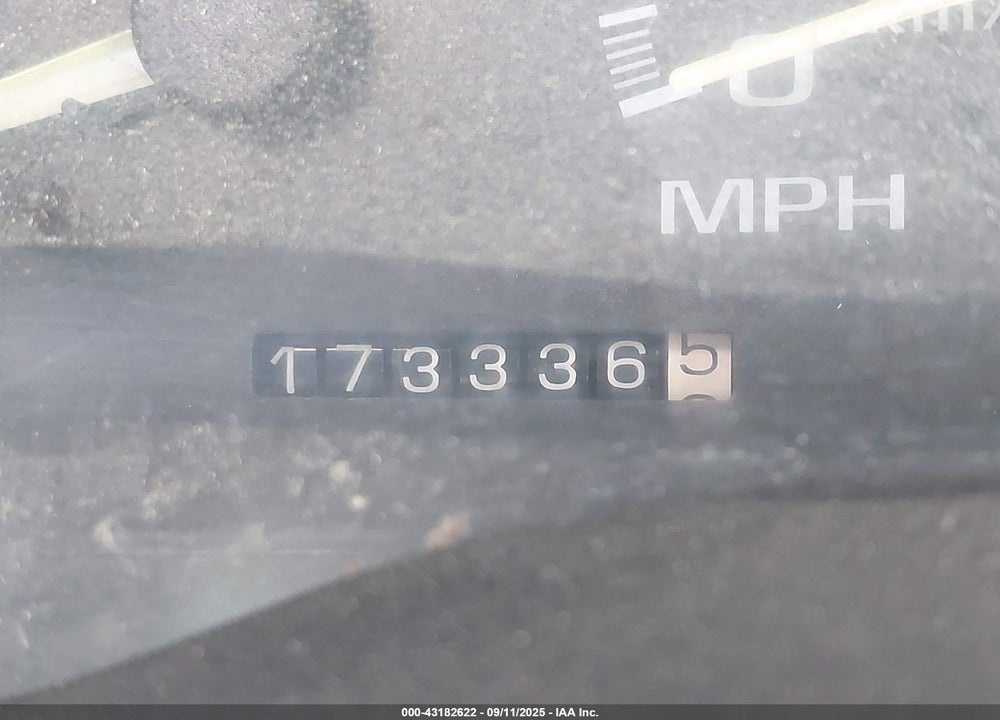 1998 GMC YUKON SLT VIN: 1GKEK13RXWJ702365