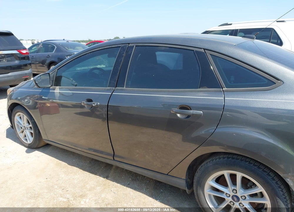 2018 FORD FOCUS SE VIN: 1FADP3FEXJL259568