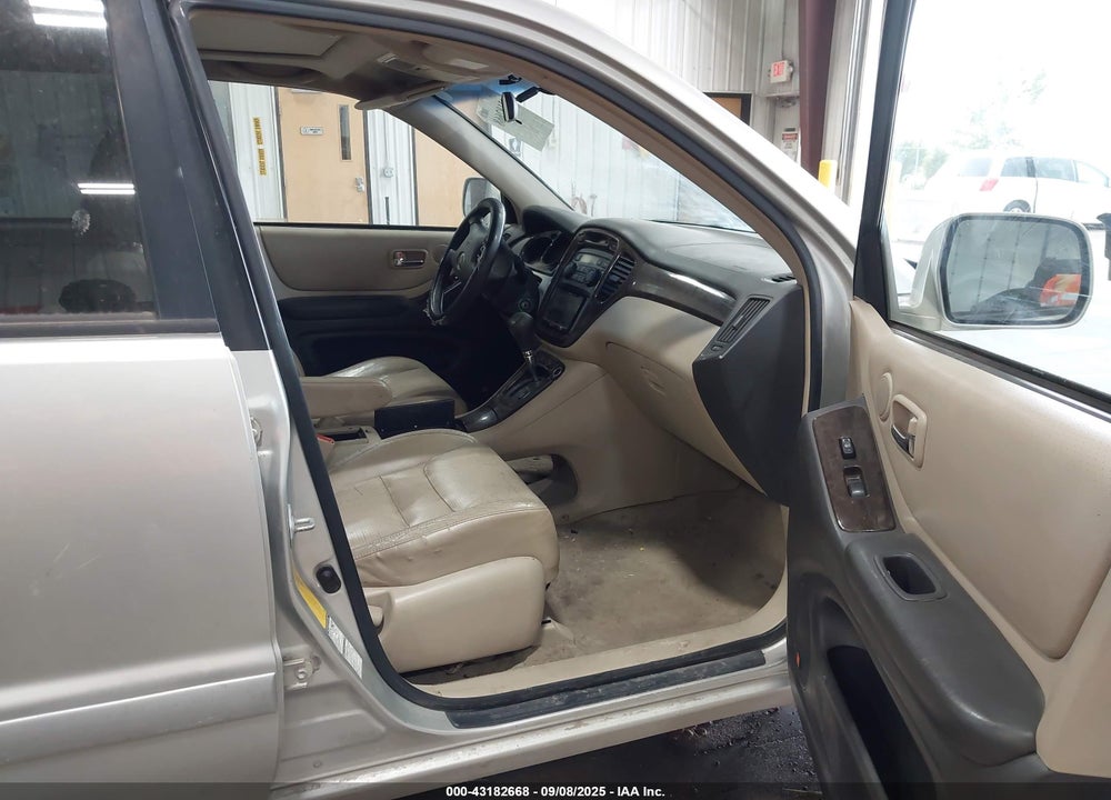 2003 TOYOTA HIGHLANDER LIMITED V6 VIN: JTEHF21A730146531