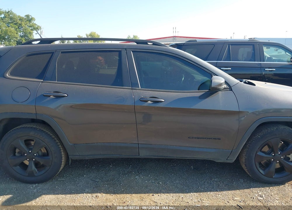 2016 JEEP CHEROKEE VIN: 1C4PJMCS3GW167279