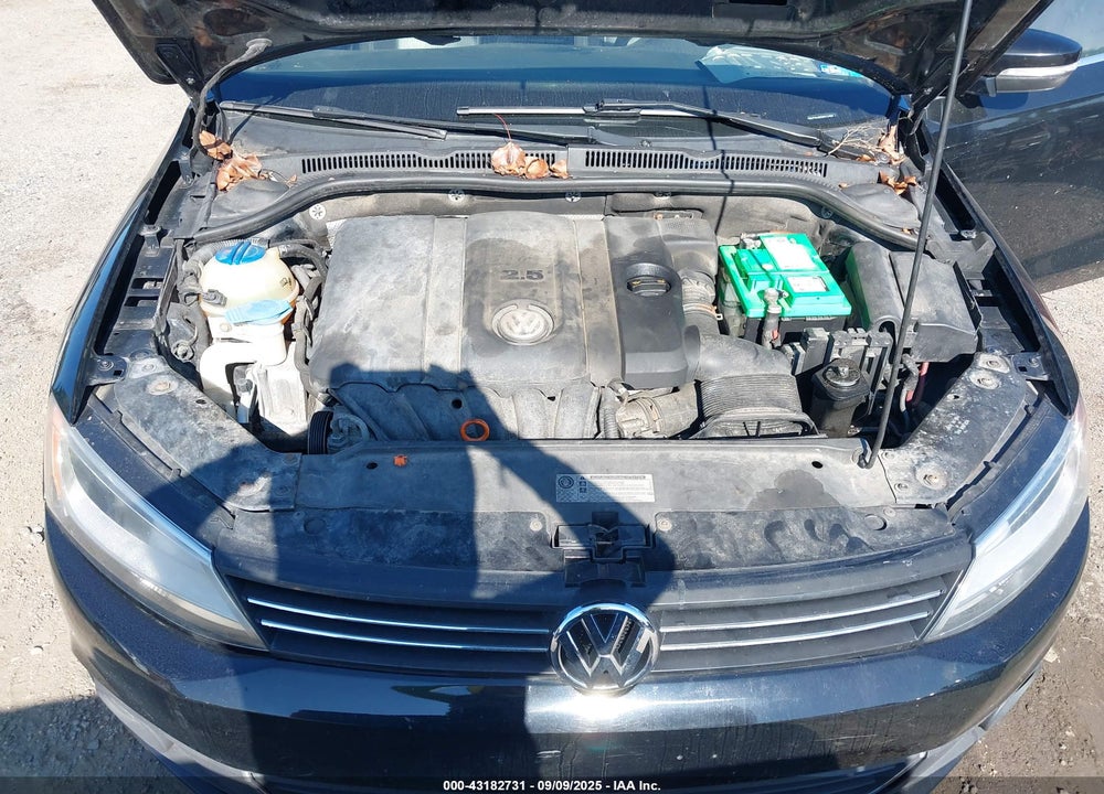 2012 VOLKSWAGEN JETTA 2.5L SEL VIN: 3VWLP7AJ3CM311459