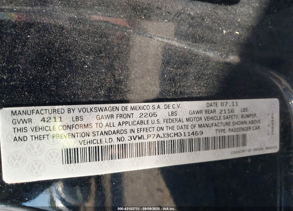 2012 VOLKSWAGEN JETTA 2.5L SEL VIN: 3VWLP7AJ3CM311459