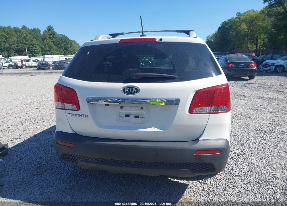 2012 KIA SORENTO VIN: 5XYKT3A62CG293452