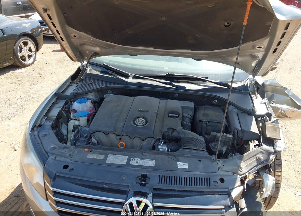 2013 VOLKSWAGEN PASSAT VIN: 1VWBH7A39DC009333