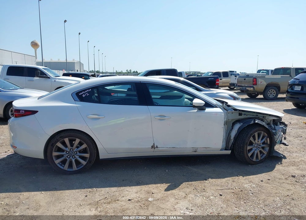 2019 MAZDA 3 PREMIUM PACKAGE VIN: 3MZBPAEM5KM102736