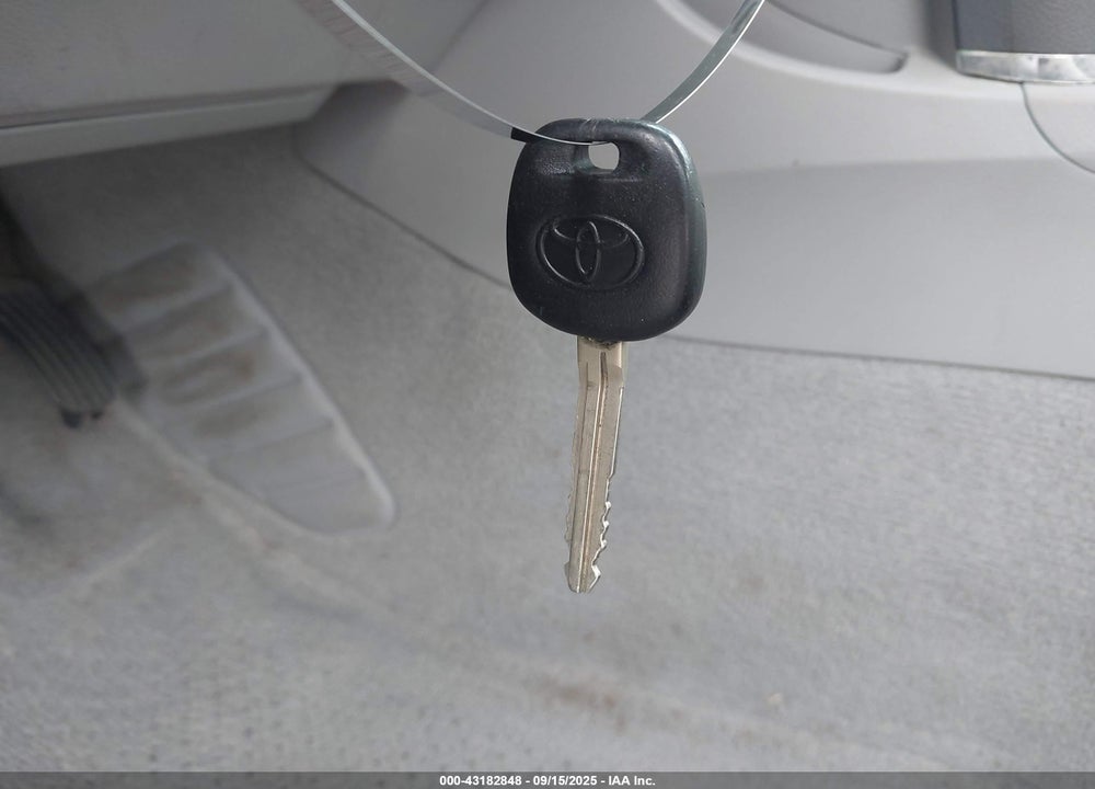 2009 TOYOTA CAMRY VIN: 4T1BE46K39U892918