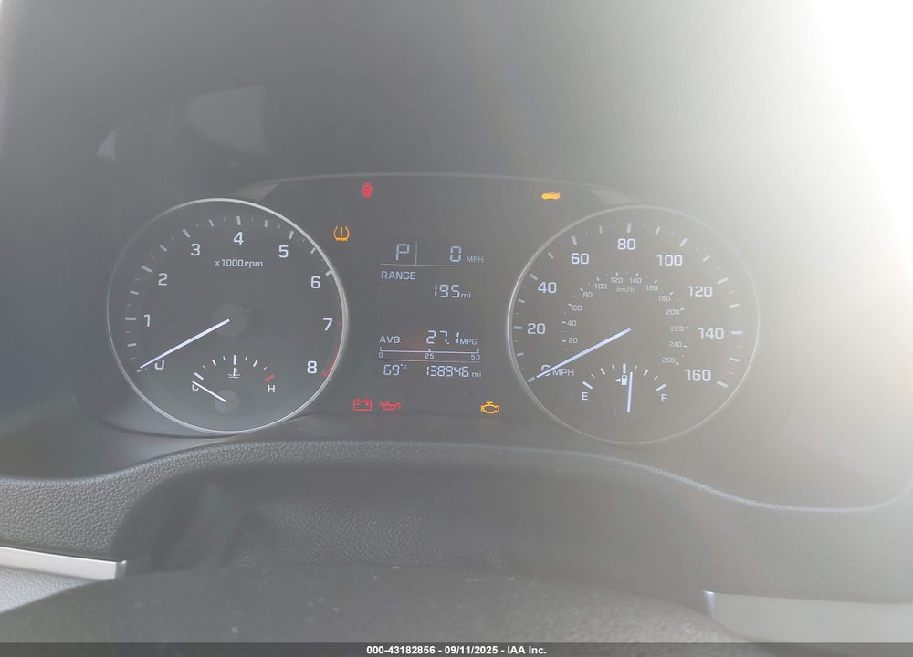 2017 HYUNDAI ELANTRA SE VIN: 5NPD74LF4HH150194