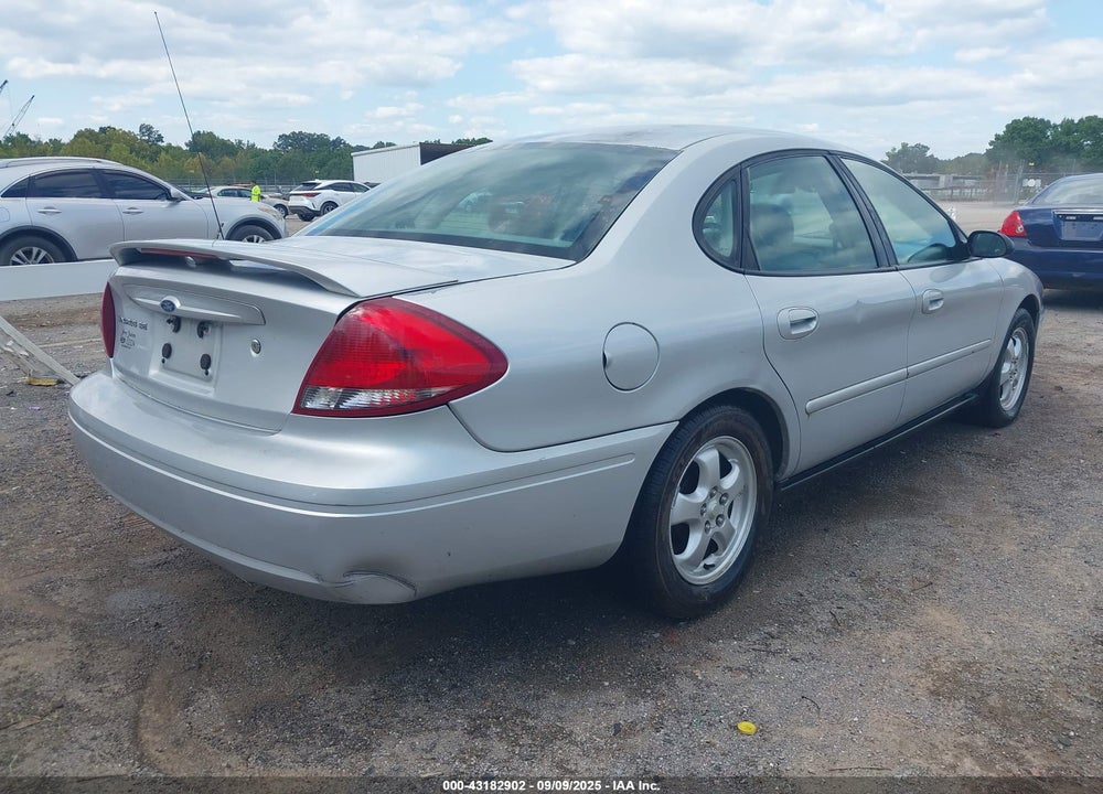 2005 FORD TAURUS SE VIN: 1FAFP53U15A210048