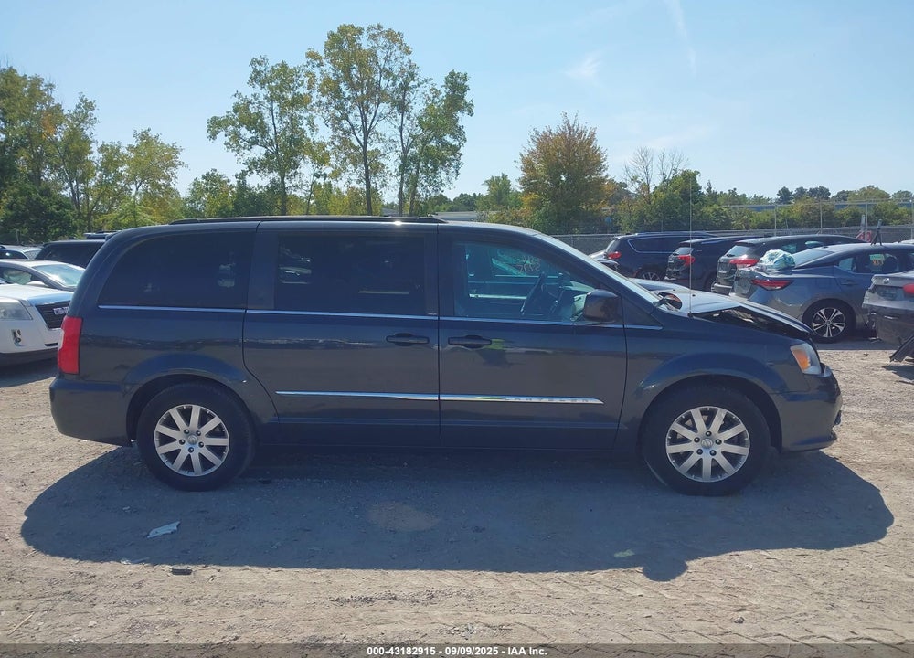 2014 CHRYSLER TOWN & COUNTRY TOURING VIN: 2C4RC1BG3ER216467