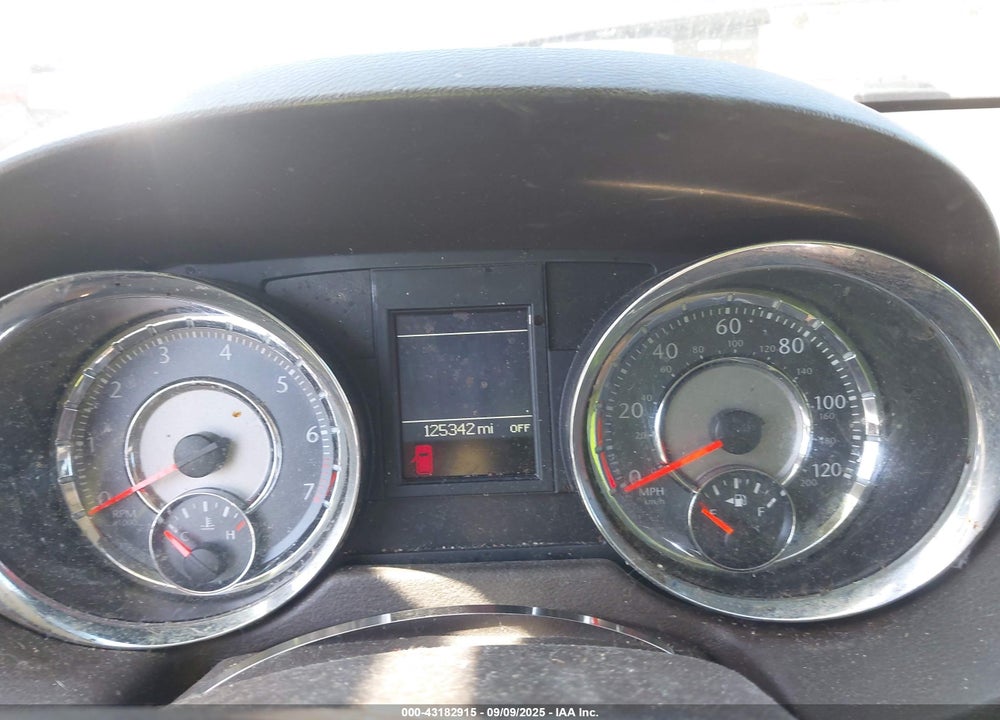 2014 CHRYSLER TOWN & COUNTRY TOURING VIN: 2C4RC1BG3ER216467