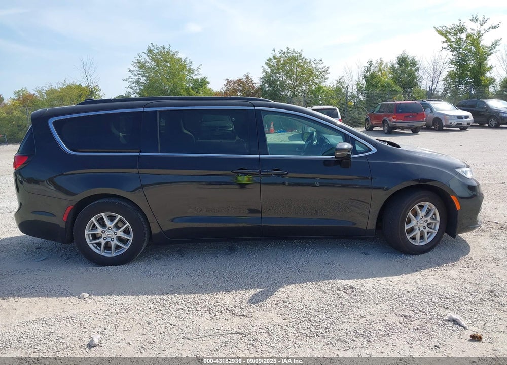 2022 CHRYSLER PACIFICA VIN: 2C4RC1BGXNR196895