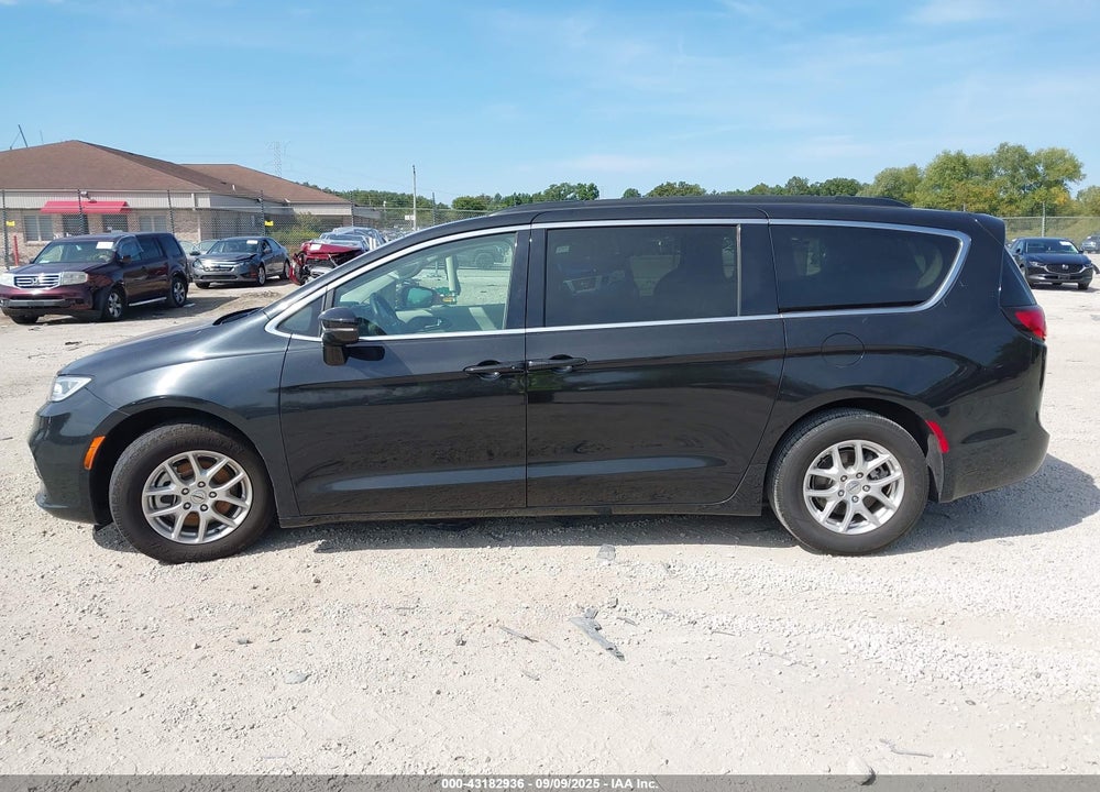 2022 CHRYSLER PACIFICA VIN: 2C4RC1BGXNR196895