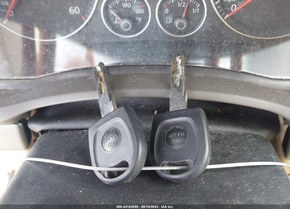 2006 VOLKSWAGEN JETTA TDI VIN: 3VWDT71K36M801557