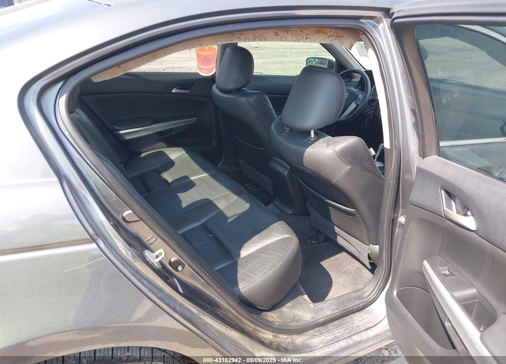 2008 HONDA ACCORD 2.4 EX-L VIN: 1HGCP26888A028556