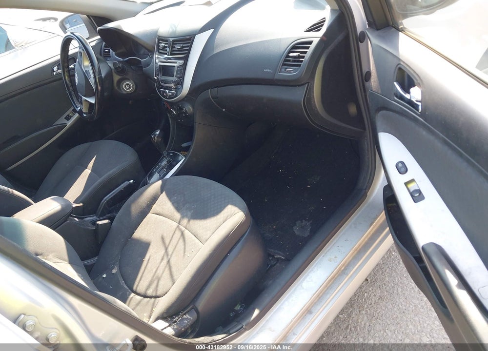 2014 HYUNDAI ACCENT SE VIN: KMHCU5AE4EU160077