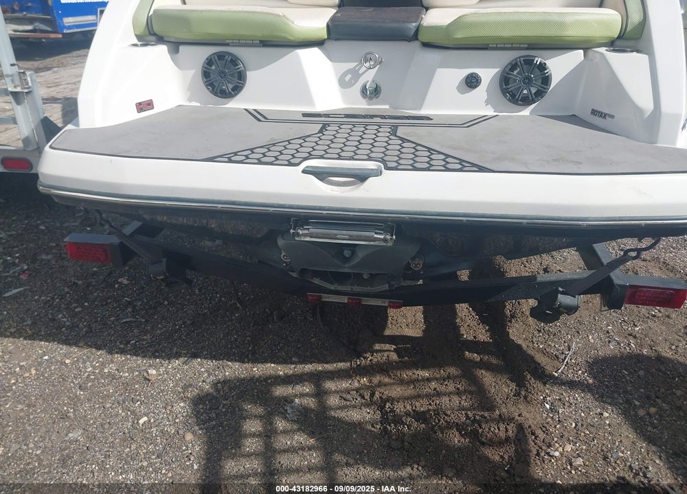 2017 SCARAB 195 WAKE VIN: PSBSB0861617