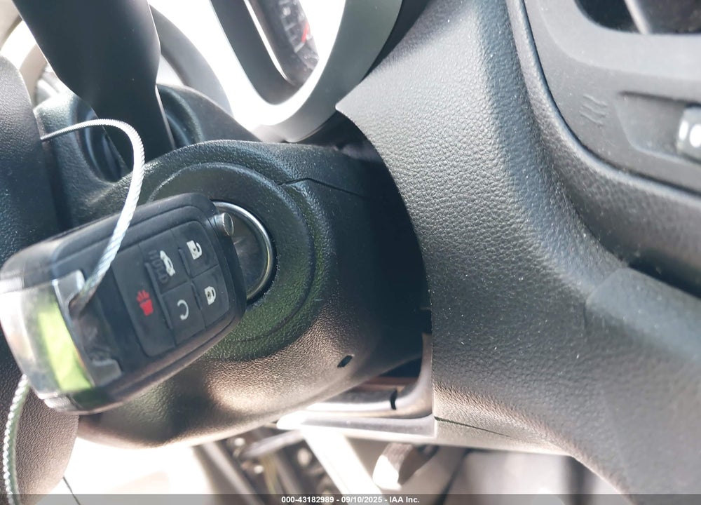 2012 CHEVROLET EQUINOX VIN: 2GNALDEK8C1116172