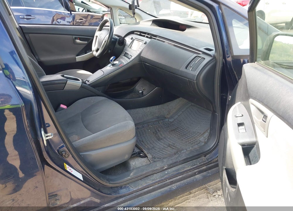 2013 TOYOTA PRIUS VIN: JTDKN3DU5D1705675
