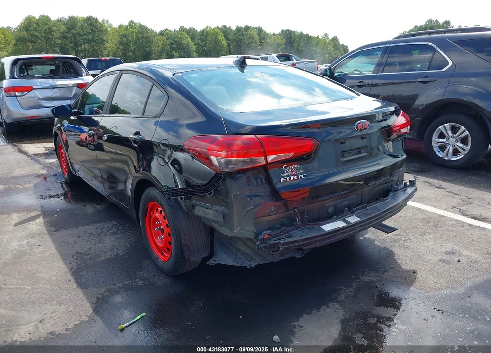 2017 KIA FORTE VIN: 3KPFK4A7XHE062595