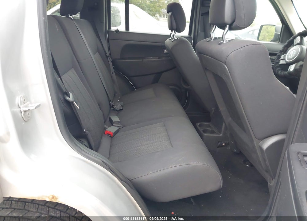 2011 JEEP LIBERTY VIN: 1J4PN2GK1BW516963