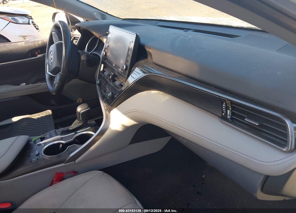 2021 TOYOTA CAMRY VIN: 4T1F11BK1MU032591