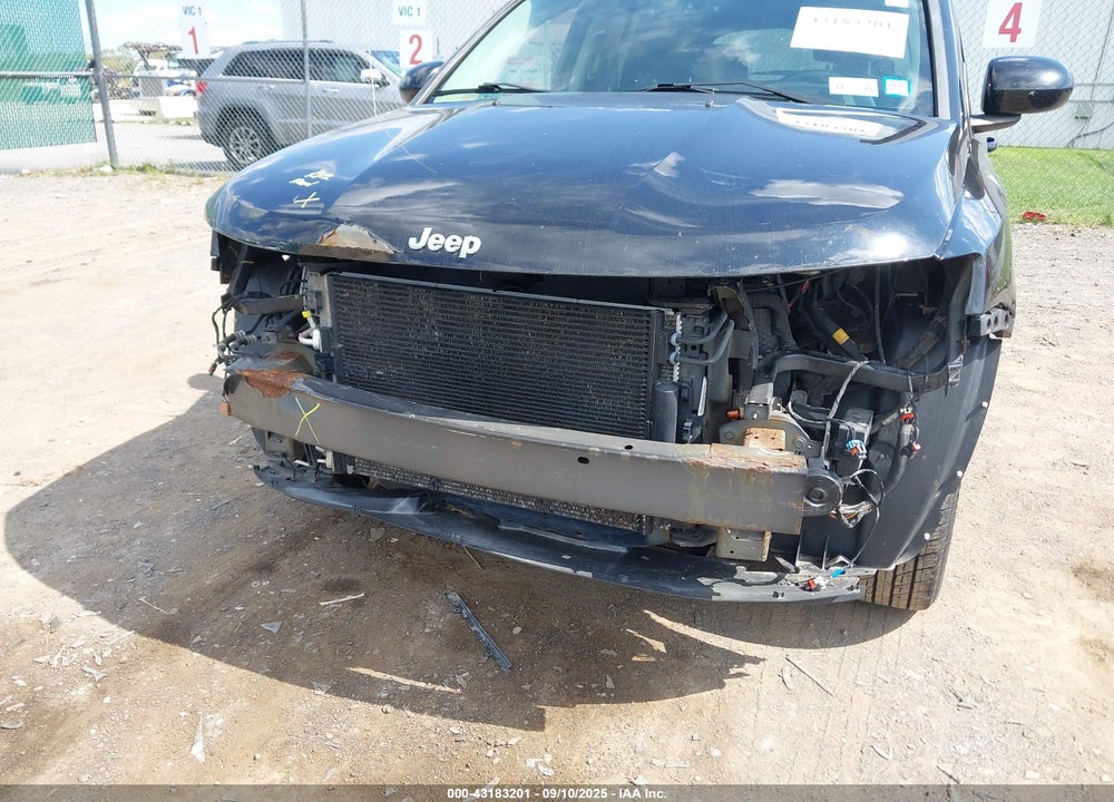 2017 JEEP COMPASS VIN: 1C4NJDEB8HD165478