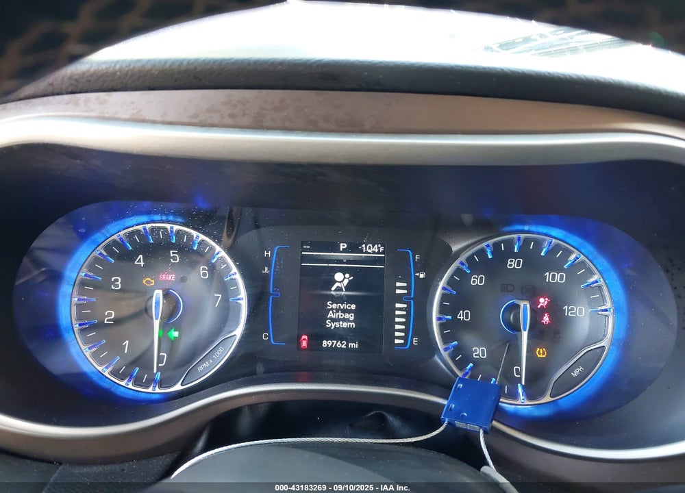 2018 CHRYSLER PACIFICA TOURING L VIN: 2C4RC1BG1JR119830