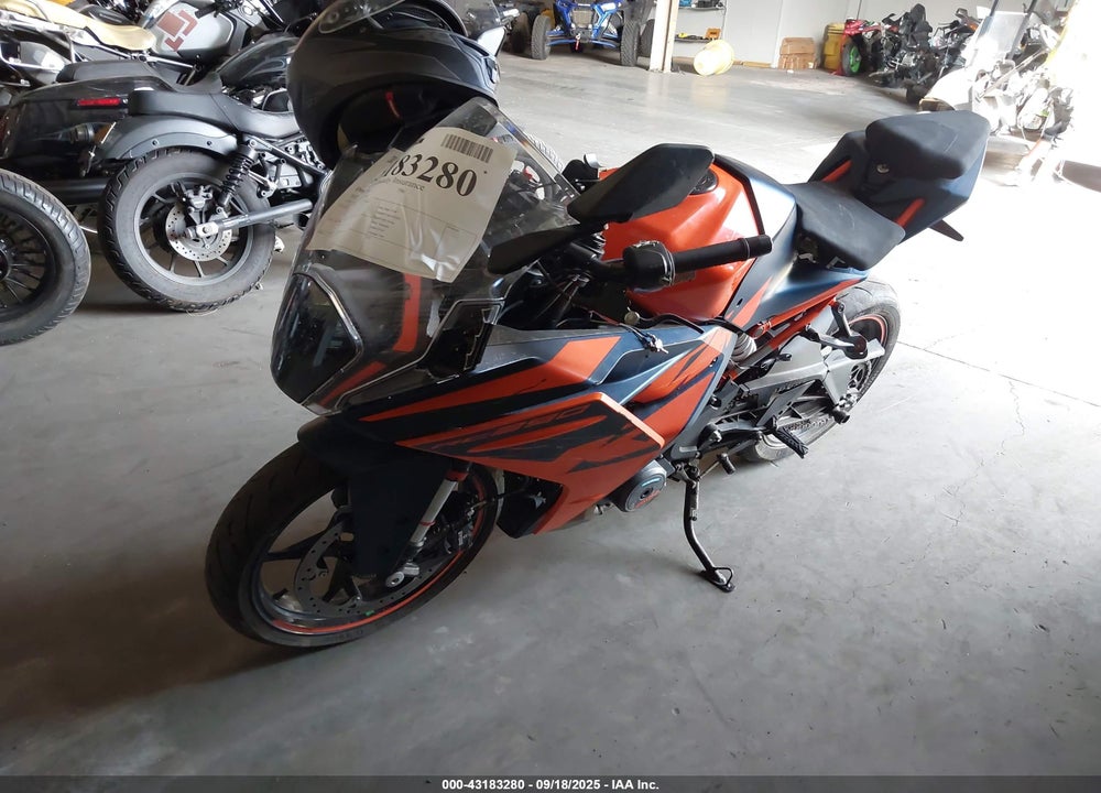 2022 KTM 390 RC VIN: MD2JYJ40XNC215463