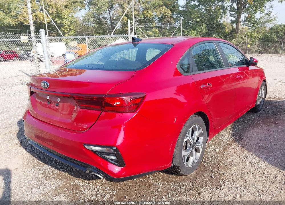 2021 KIA FORTE VIN: 3KPF24AD3ME359532