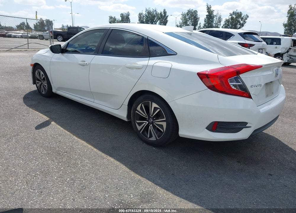 2018 HONDA CIVIC VIN: JHMFC1F70JX036239