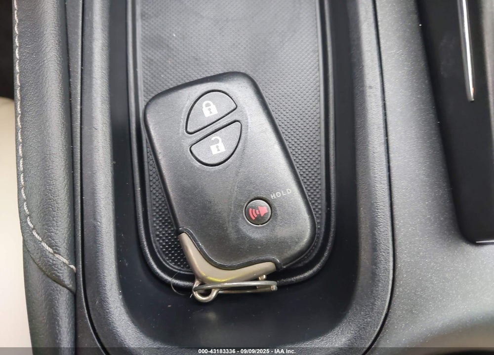 2014 LEXUS CT 200H VIN: JTHKD5BH0E2207141