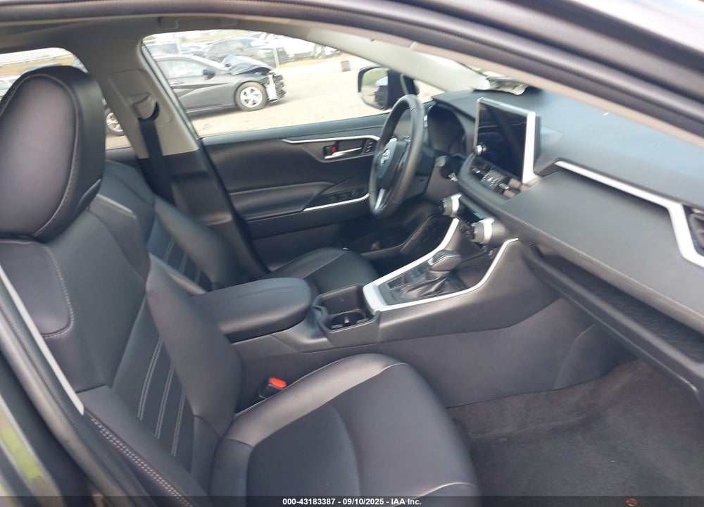 2024 TOYOTA RAV4 XLE PREMIUM VIN: 2T3A1RFV3RC462216